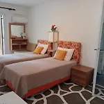 Aparthotel Villa Rena