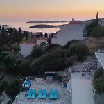 Villa Rena Aparthotel Batsi