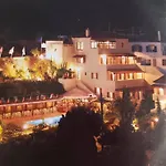Rena Hotel apartamentowy Batsi