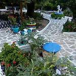 Rena Hotel apartamentowy 4*