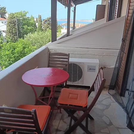 Villa Rena Aparthotel 3*