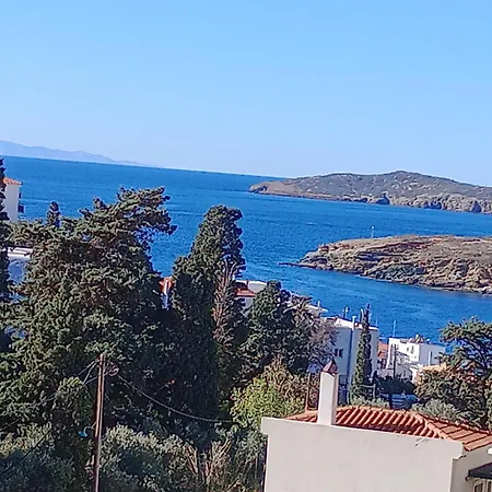 Rena Apartahotel Batsi