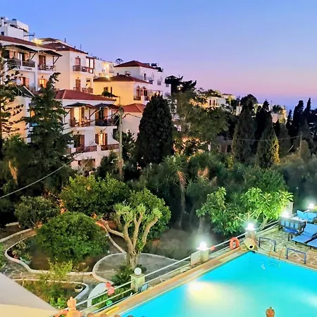 Appart hôtel Rena 4*