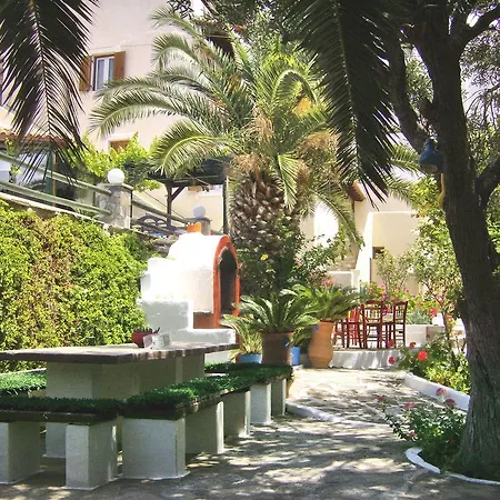 Aparthotel Villa Rena 3*