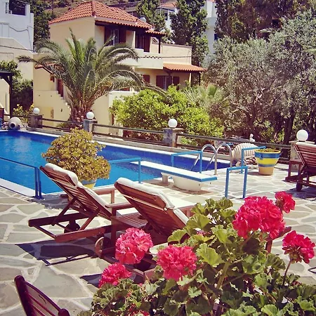Aparthotel Villa Rena 3*