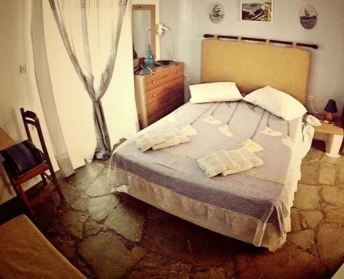 Rena Hotel apartamentowy 4*